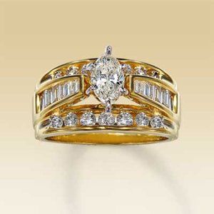 Stunning Ladies 14K Yellow Gold 2.31 DWT Diamond Ring